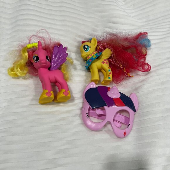 Hasbro My Little Pony Figures and Mask - Picture 6 of 6